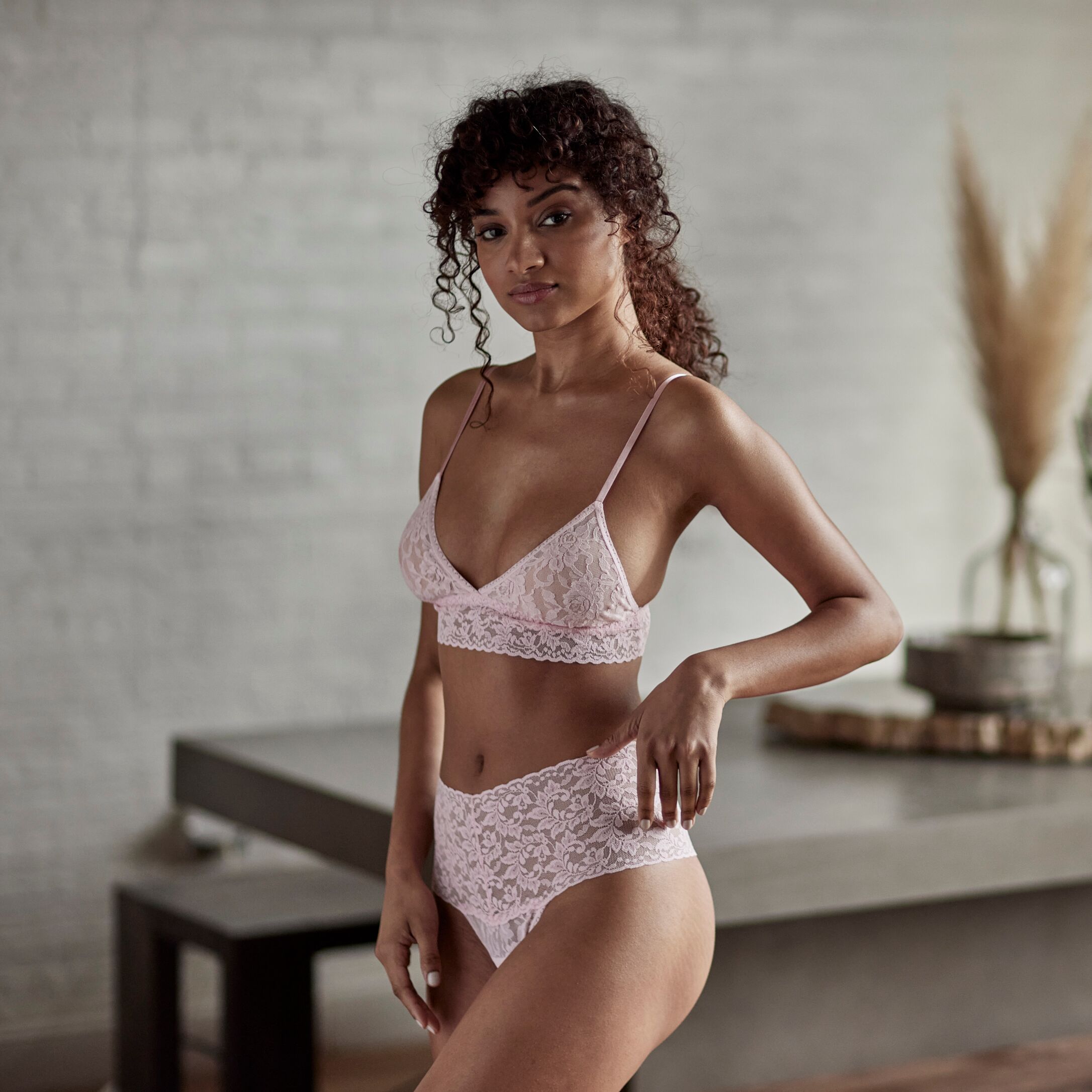 019_RETRO_LACE_THONG_BLISS_2962
