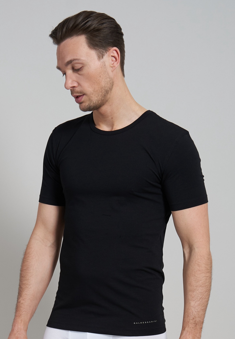 BALDESSARINI-Herren-T-Shirt-schwarz-uni-02 (1)