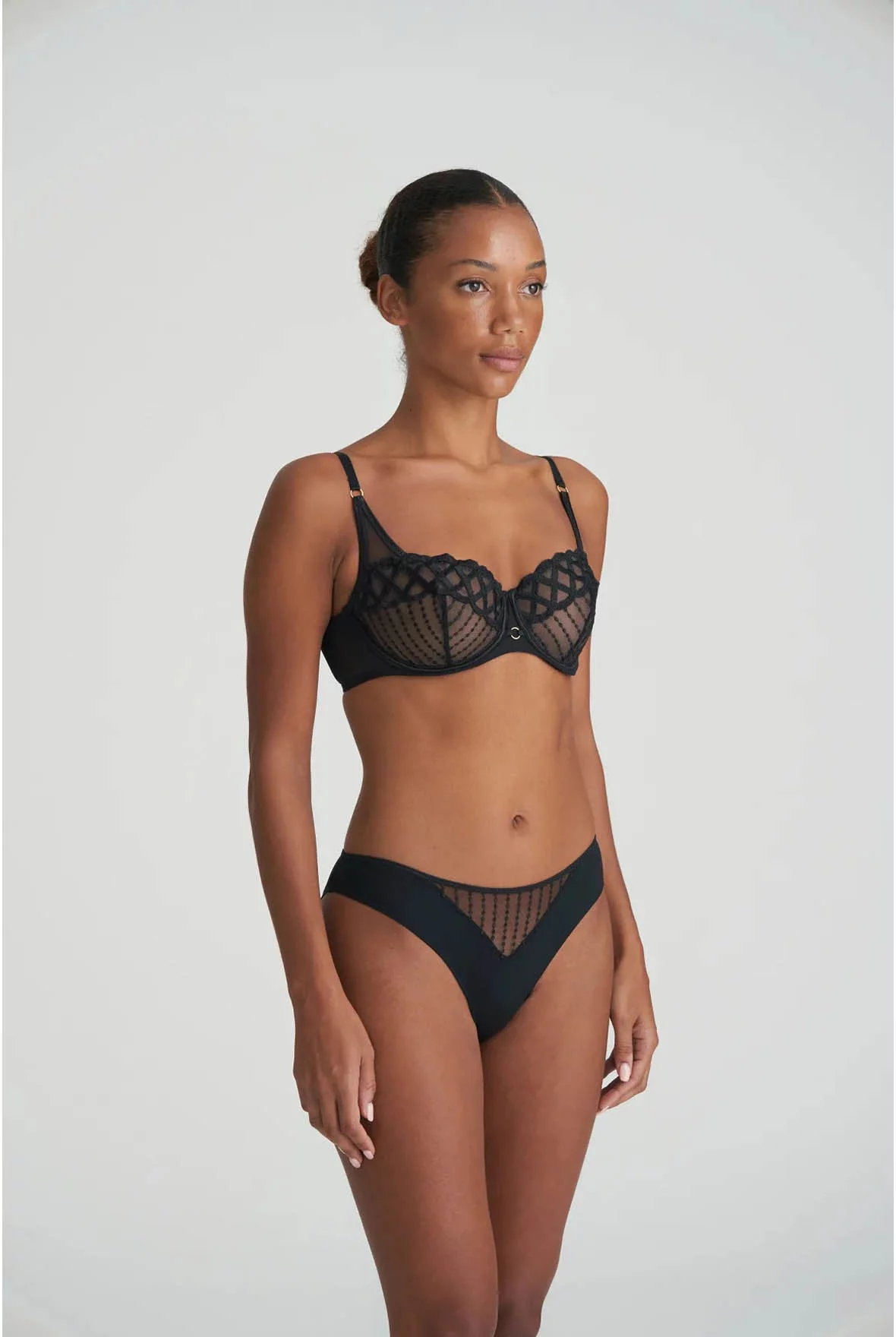 eservices_marie_jo-lingerie-balcony_bra-jhana-0102793-black-2_3579909_40_11zon_-x-a34.jpg