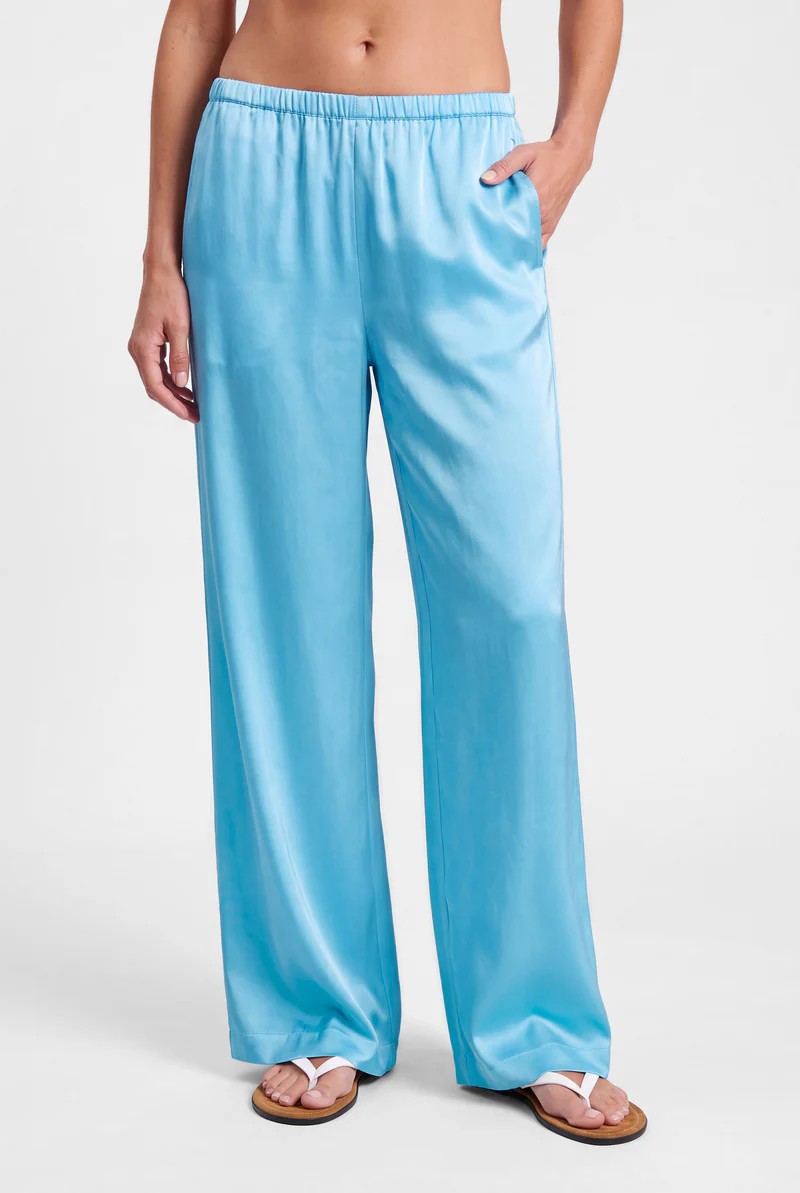 BlueGleam_Trousers_COVER_WEB