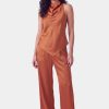 Halter_Amber_front